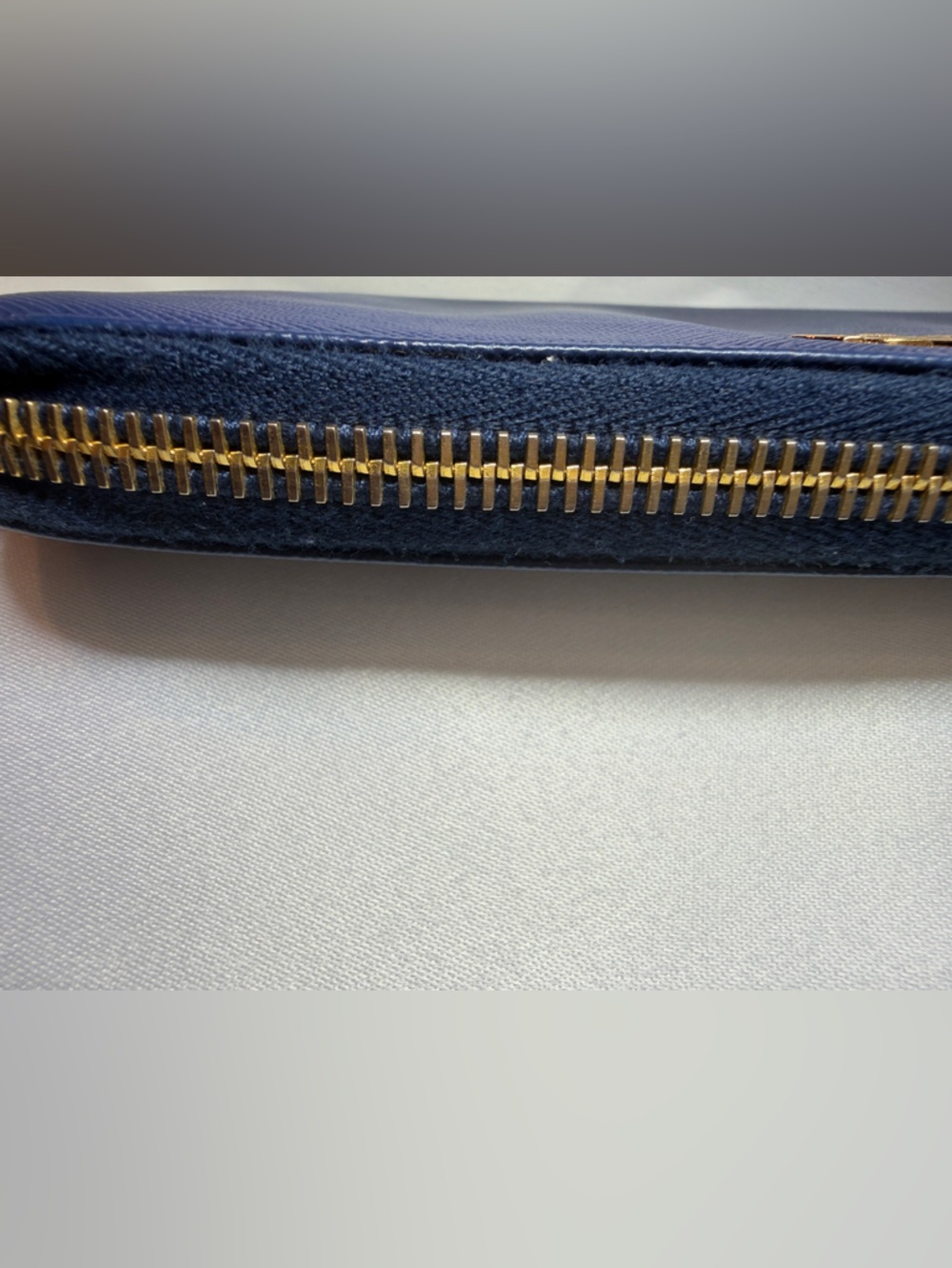 Prada Navy Saffiano Zip Wallet with Gold Logo - Picture 5 of 9
